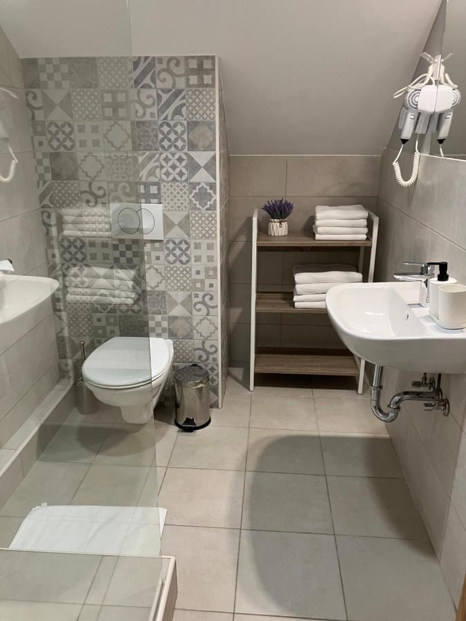 نوفي ساد Petlov Salas Rooms المظهر الخارجي الصورة