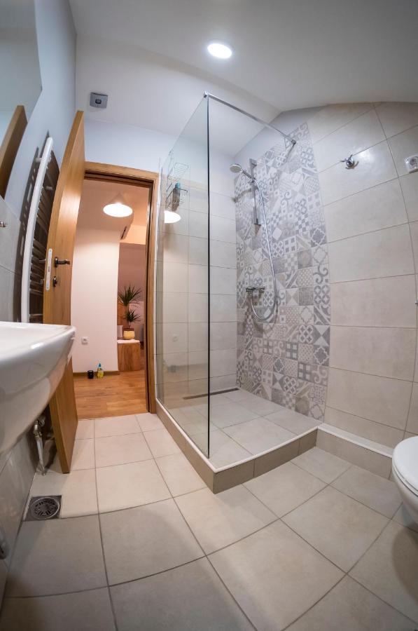 نوفي ساد Petlov Salas Rooms المظهر الخارجي الصورة